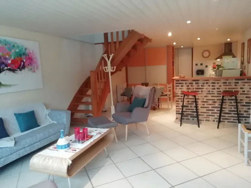 hus i Breton landsby mellem land og hav - Image 1