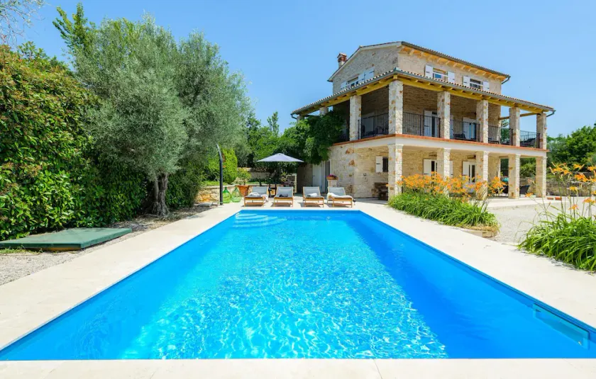 Gorgeous home in Sveti Lovrec - Image 1