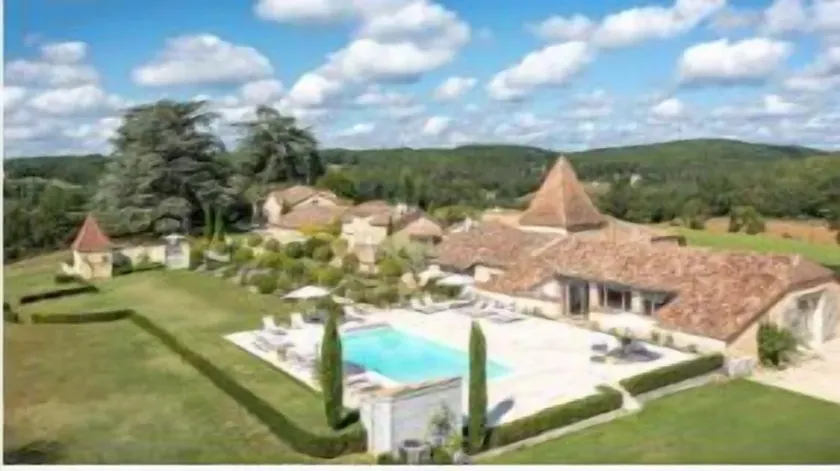 La Balie fantastic family or group venue with event studio - Image 1