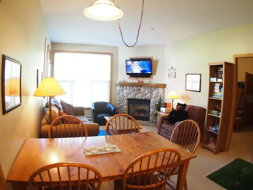 Cozy Condo Close to Village | Access to Ski-Out Trail | Private Hot Tub | Fireplace - Image 1