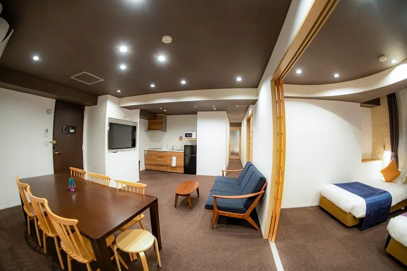 Three Bedroom Suite - Three Bedroom Suite / Osaka Ōsaka - Image 1