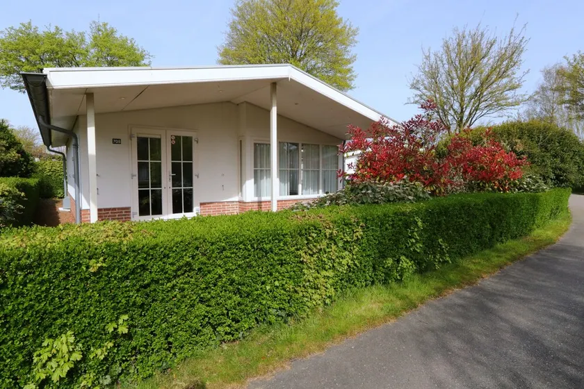 Chalet with 3 bedrooms and a terrace - Image 1