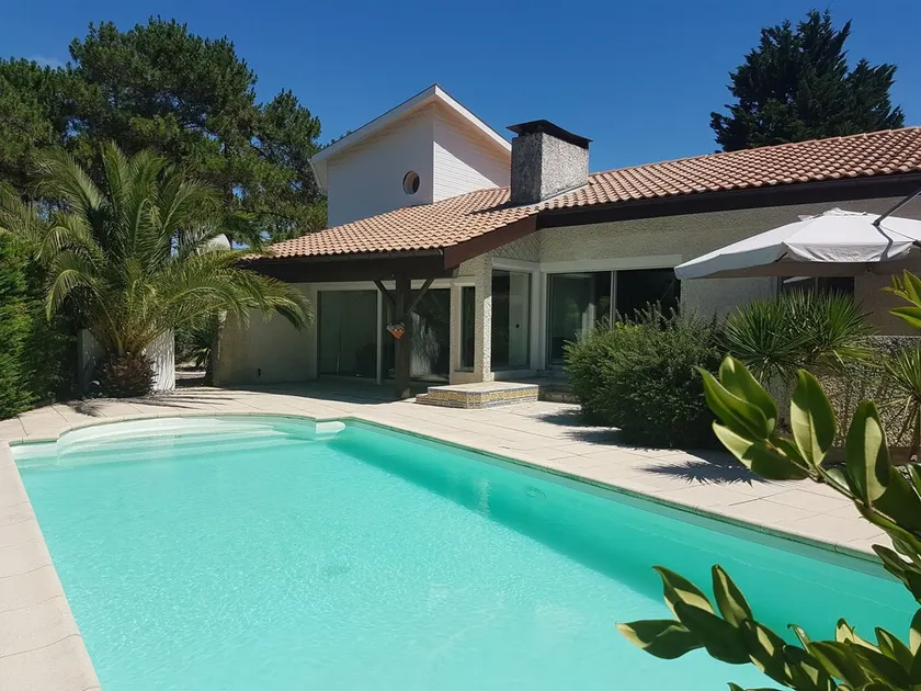 Klimatisierte \"Carmen\" Villa mit beheiztem Pool nahe dem Meer - Image 1