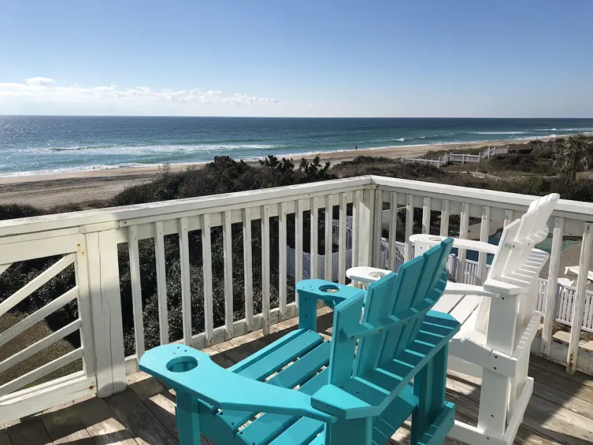Keystone Kottage West - Emerald Isle Paradise - Image 1
