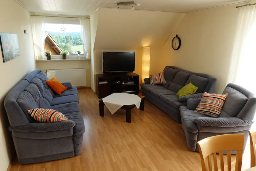 Bright 108 sqm apartment - Image 1