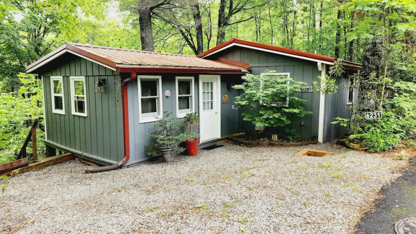 Cozy Mountain Retreat in Linville Land Harbor - Image 1