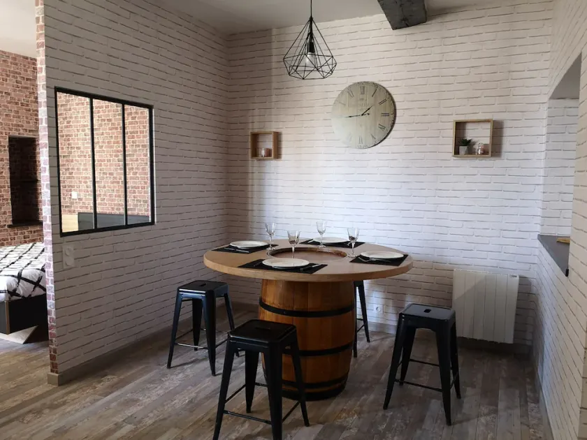 Studio Centre Ville Chinon - Image 1