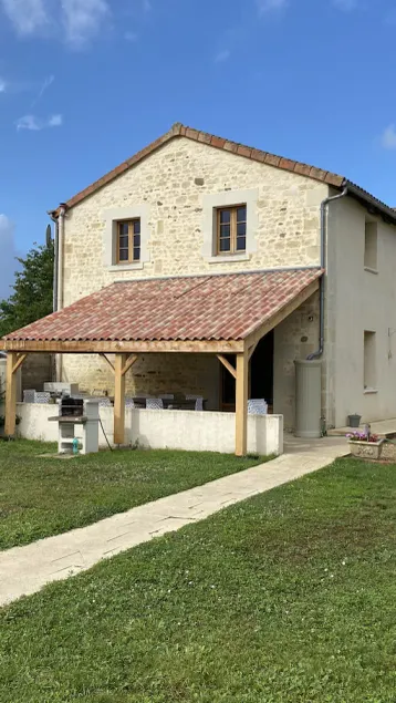 Large Gite può ospitare fino a 12 persone situato nel piccolo borgo rurale - Image 1