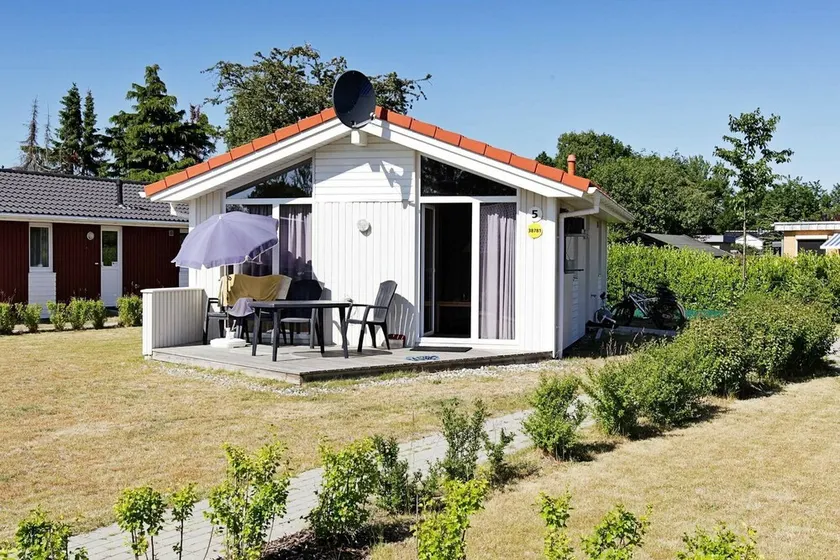4 person holiday home in GROEMITZ - Image 1