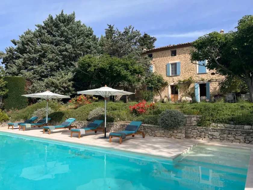 Beautiful farm house with stunning views and infinity pool - Image 1
