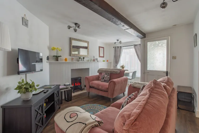 Cosy 2 bedroom Cotswold cottage - Image 1