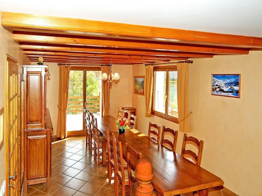 Chalet, wifi, sauna, hammam, terrace, balcony, parking, tv, 210m², Les Menuires - Image 1