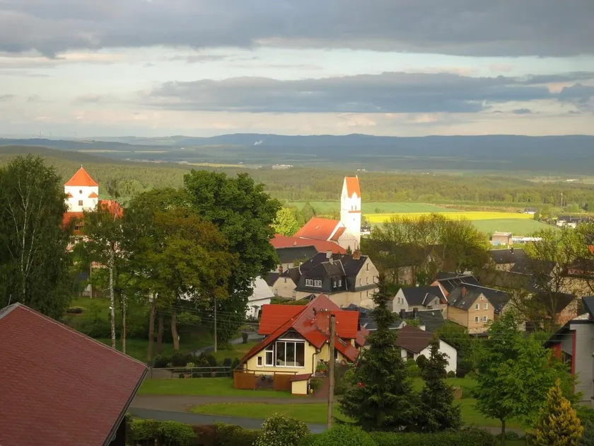 Enjoy and relax with a wonderful panoramic view at Schönberg Castle - Image 1