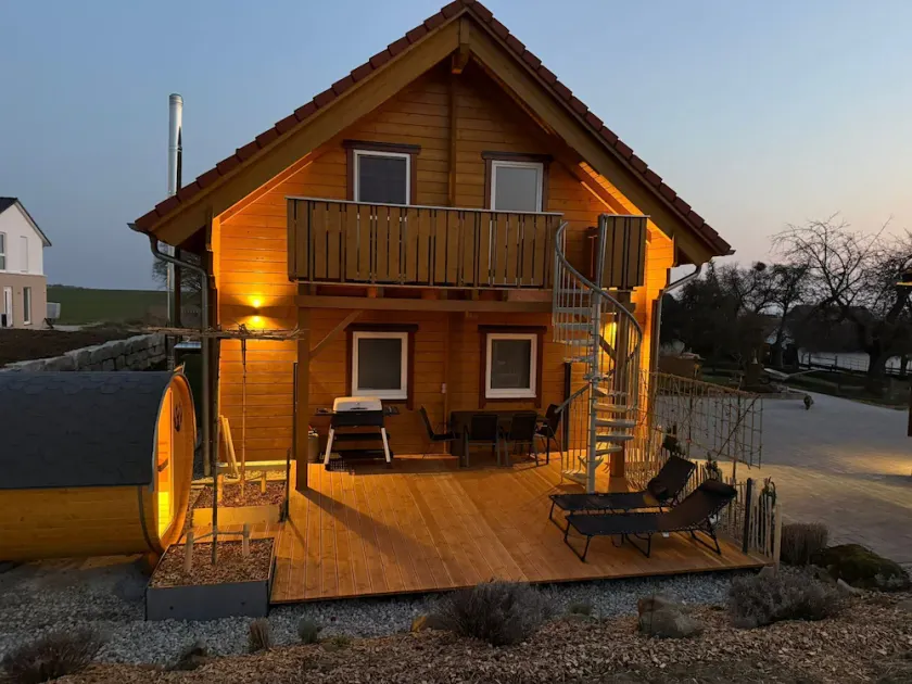 Vacation apartment Geyer - NEW! With barrel sauna - Image 1