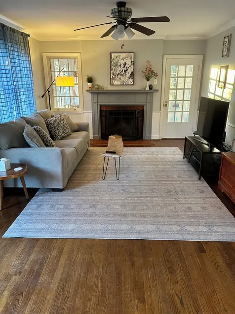 Charming home in downtown Camden - Image 1