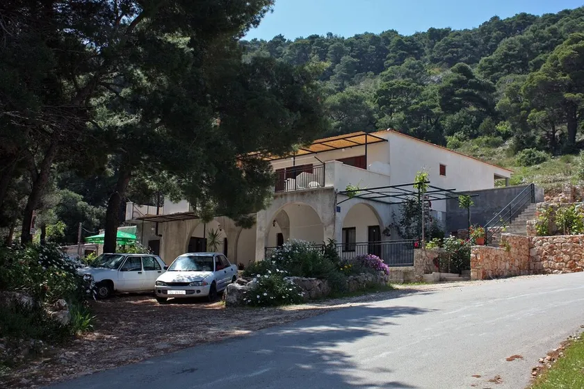 Appartamento di una stanza con terrazzo Baia Saplunara, Mljet (A-4923-a) - Image 1