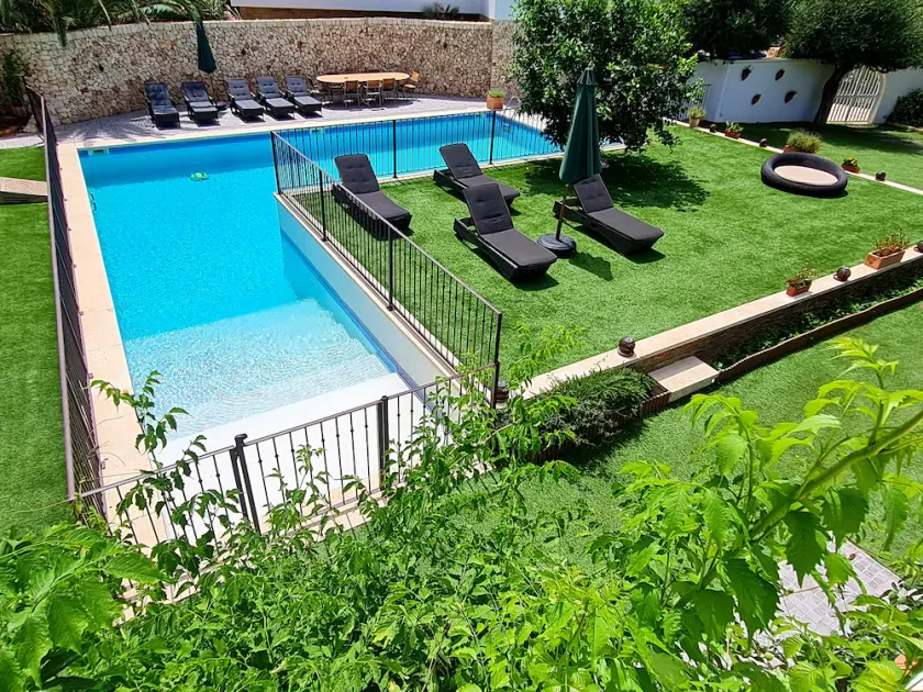 Galdanas hus! Storslået 6 værelses villa med pool! - Image 1