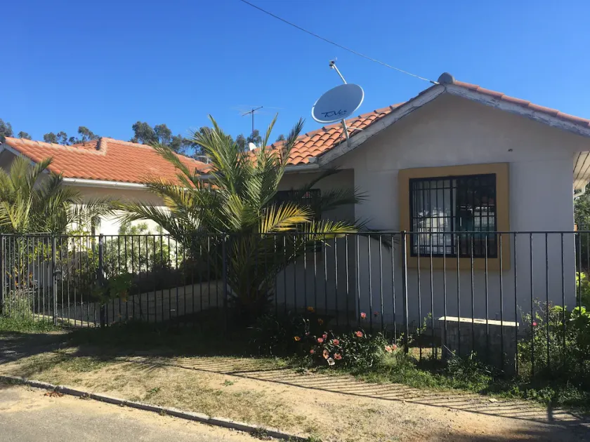 Cozy 2 bedroom home in Algarrobo - Image 1