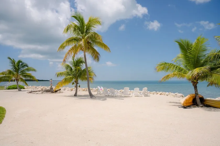 Private Waterfront Home, Heated Pool, Beach, Tiki w/Grill, Dock, Kayaks, Sunset - Image 1