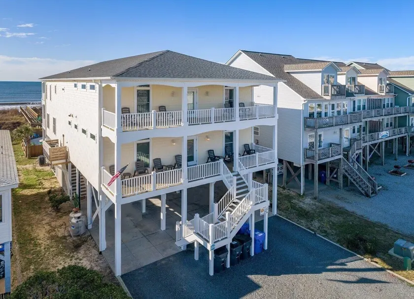Oceanfront Stor ejendom, 8 soveværelser, 22 sovepladser, Pool. Lille bryllupsplads. - Image 1