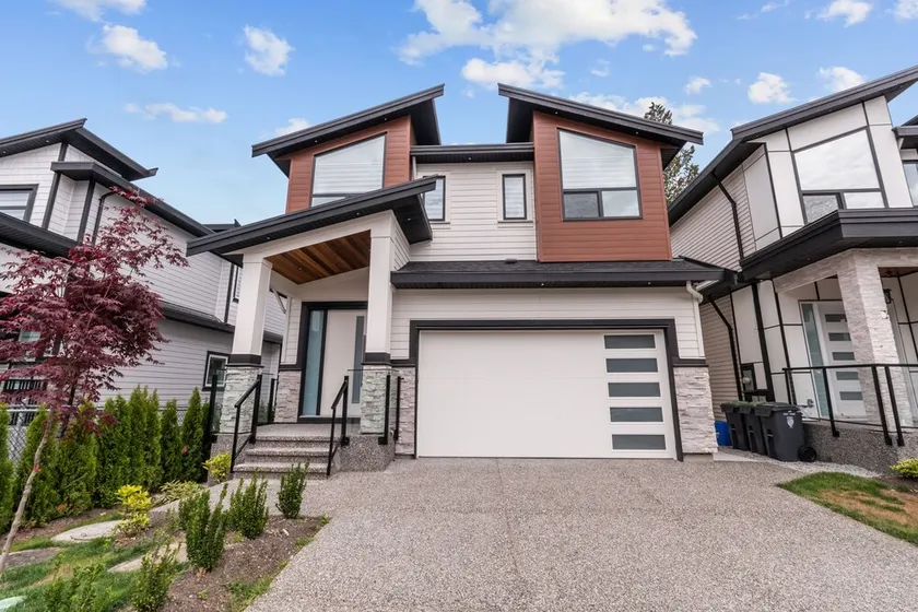 🍁Brand new, cheerful, exquisite 4 BR house,fast wifi,parking🏆 - Image 1