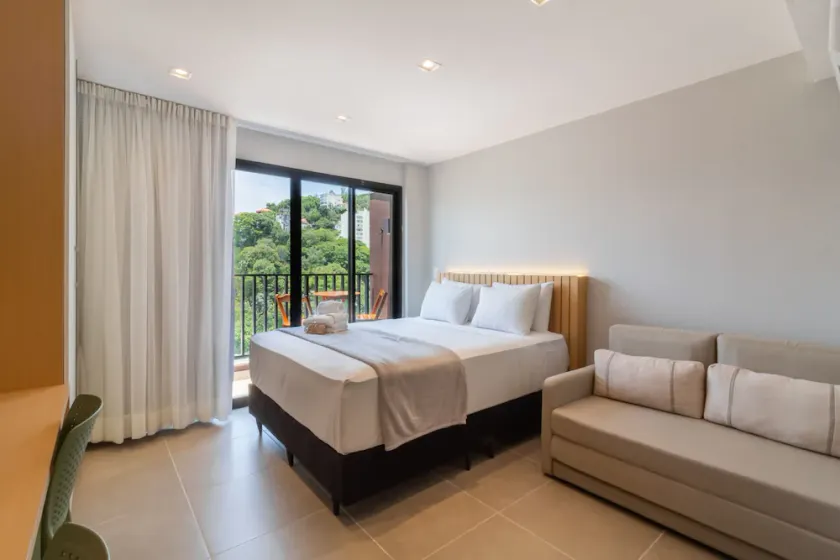 Modern Studio in Lapa With Pool and gym R1205 - Image 1
