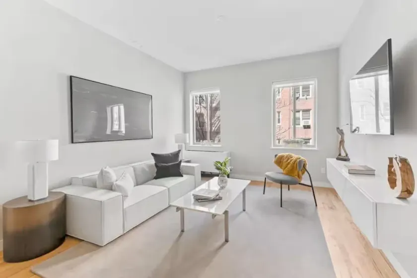 Top Notch 2BR & 2BA Suite Minutes to Central Park - Image 1