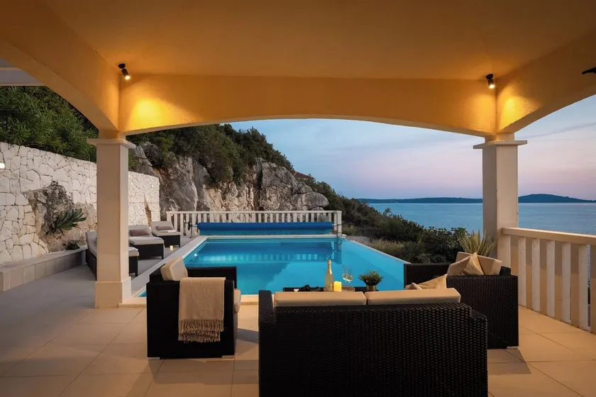 Pool Villa Vese /w Panoramic Sea View - Image 1