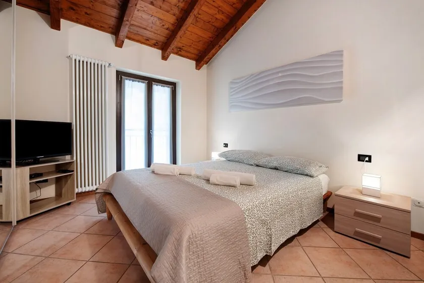 Miralago Marone Holiday House - Image 1
