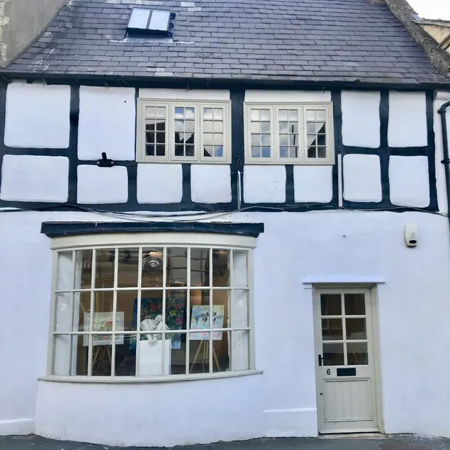 Dove Cottage beautifully restored Tudor cottage sleeps 6 or 7 - Image 1