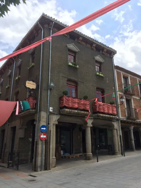 PIEDRAHÍTA LANDBYGG (ART DÈCO) - Image 1