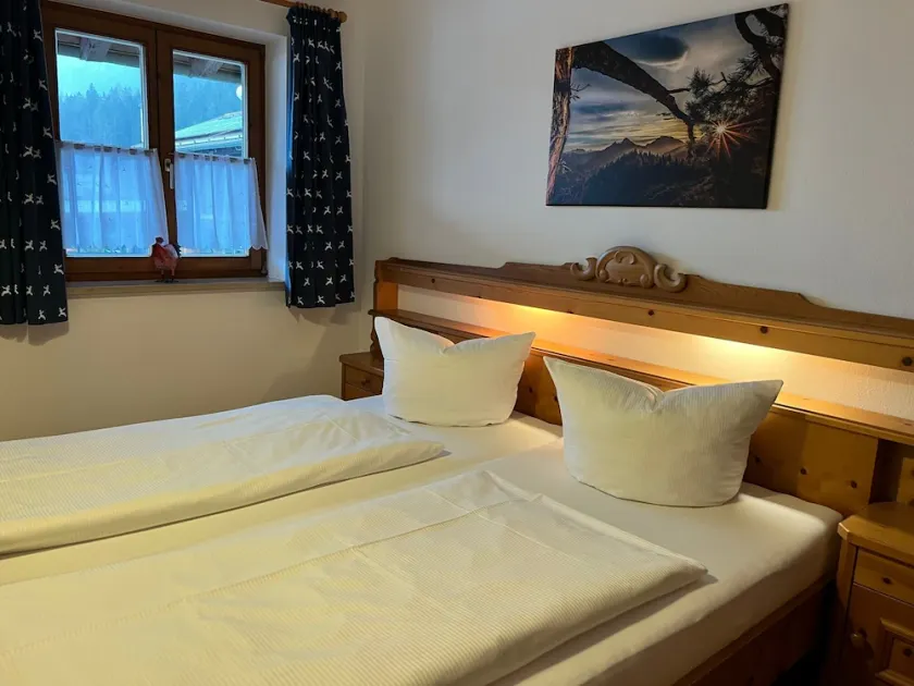 Tipo E - Apartamento 4 pessoas, 60 metros quadrados, - com 2 quartos separados, sala / quarto e varanda - Image 1