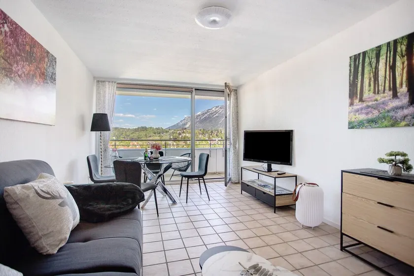 The View - Image 1