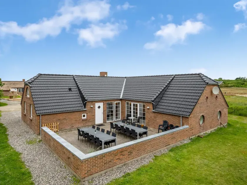 \"Botmar\" - 1.5km from the sea by Interhome - Image 1