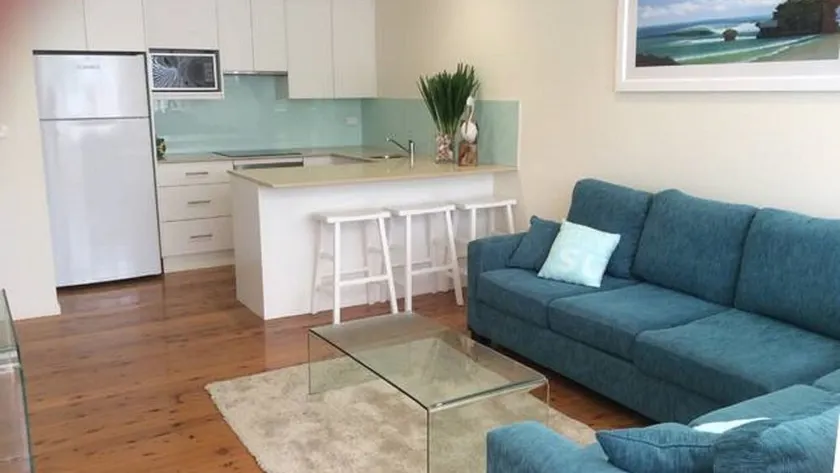 Best Holiday Beach House - Image 1