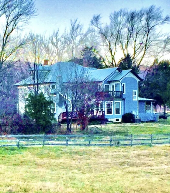 Charming large farmhouse, farm animals, 27 acre, close wineries, hiking, history - Image 1