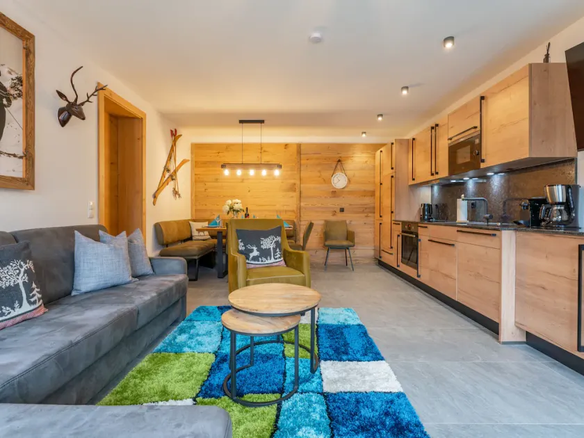 Very comfortable and furnished with style - Image 1