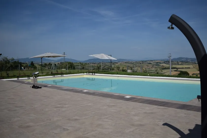 Apartment Terre Roveresche - Image 1