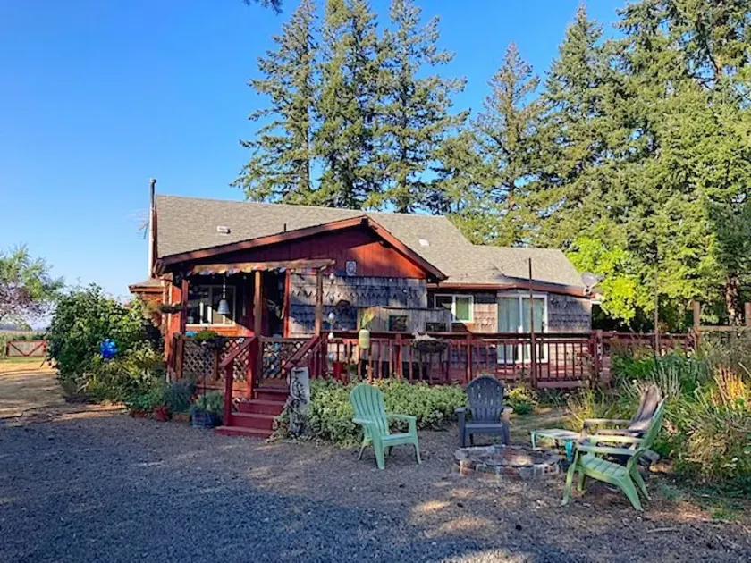Silverton Guest Cottage in the country - Image 1