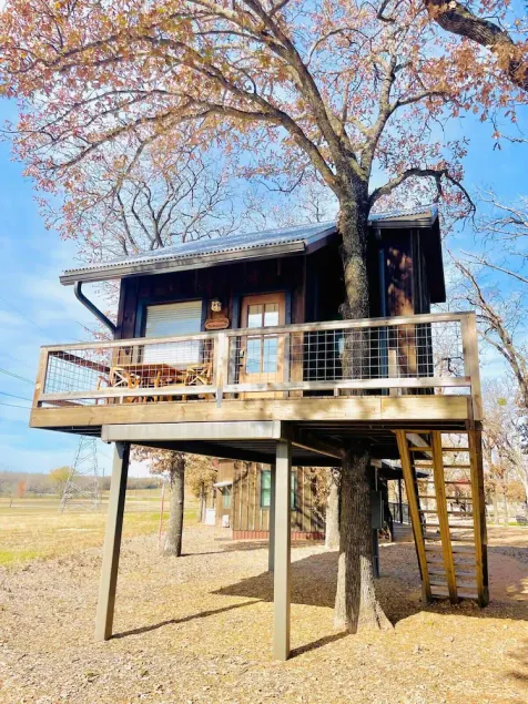 Mockingbird Treehouse 15 MIN to MagnoliaBaylor - Image 1