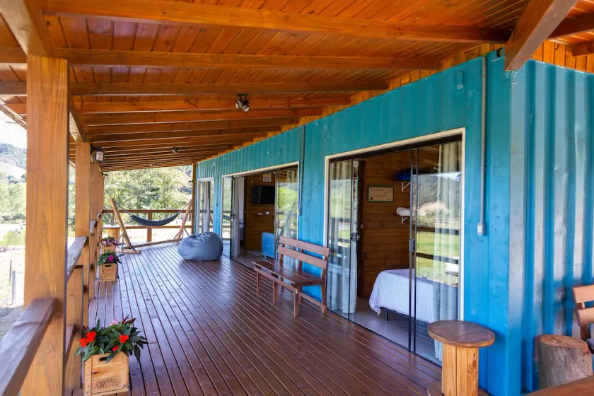 Casa Container - Pousada Container da Montanha AZUL - Image 1