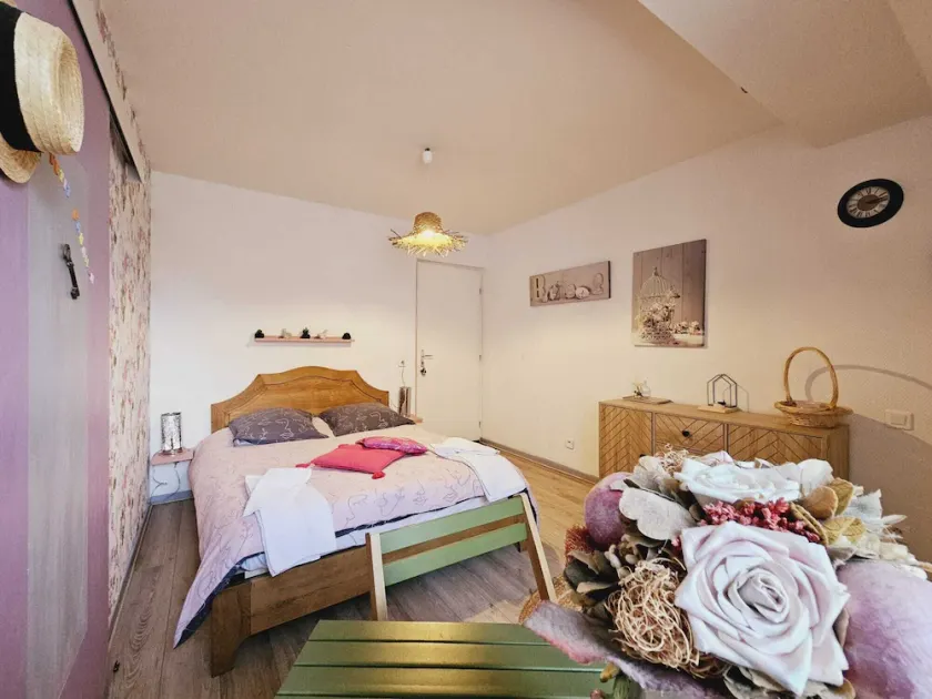 Rent this charming furnished studio near Rocamadour and Padirac  - Image 1