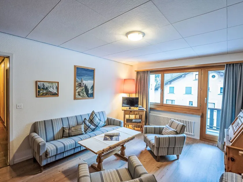 Apartment Chesa Islas by Interhome - Image 1