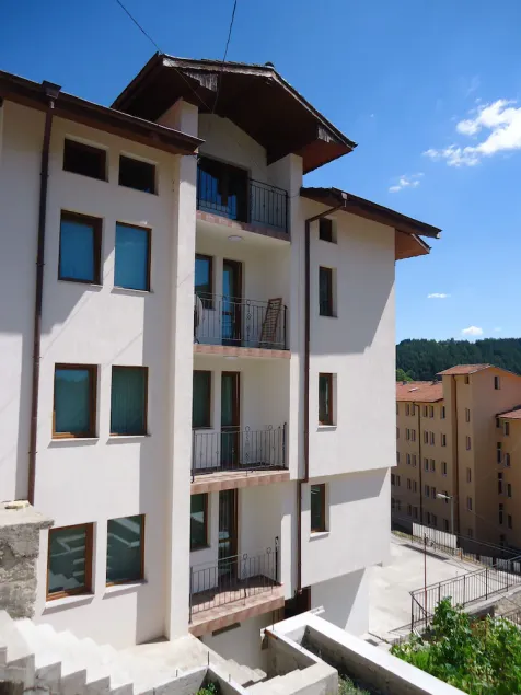 Maison d’hôtes Kadishevi - une belle maison d’hôtes dans le village de Banite, montagnes des Rhodopes - Image 1