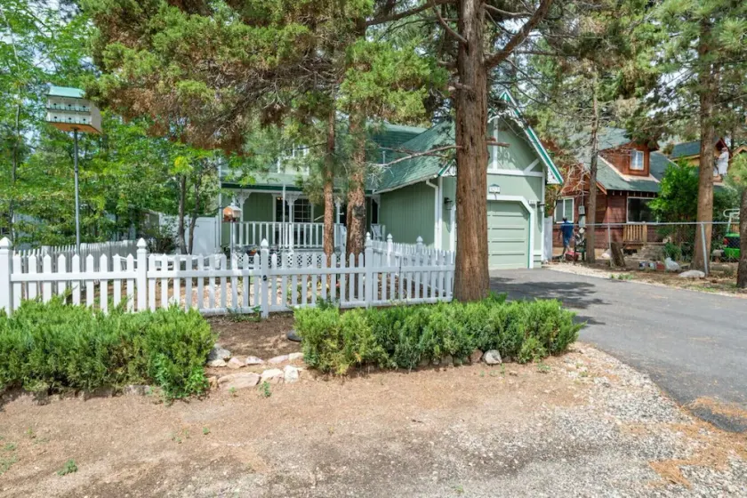 The Snoozy Moose! Families love! Close to Slopes, Lake, Trails & All - Image 1