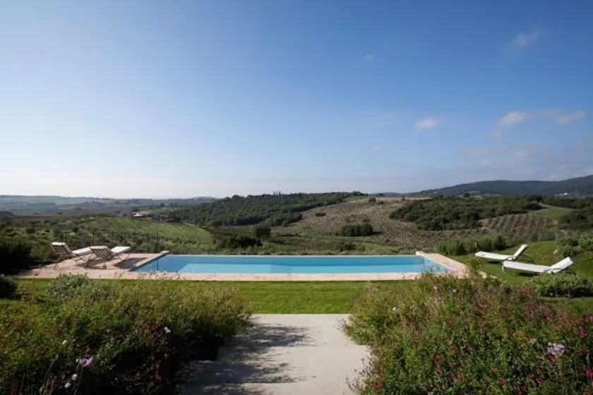 Moderne Villa mit privatem Pool und schöner Aussicht - Image 1