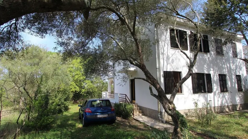 Cozy and spacious apartment Gita for 5 people in Malinska - Image 1
