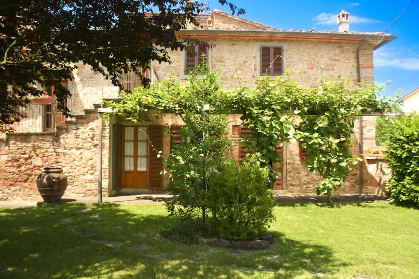 Villa Pozzonovo ist ein altes Bauernhaus aus Stein, nur wenige Gehminuten vom Zentrum von Castiglion - Image 1