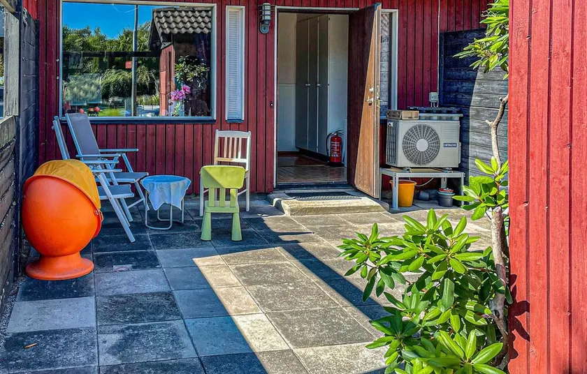 2 Bedroom Cozy Home In Virsbo - Image 1