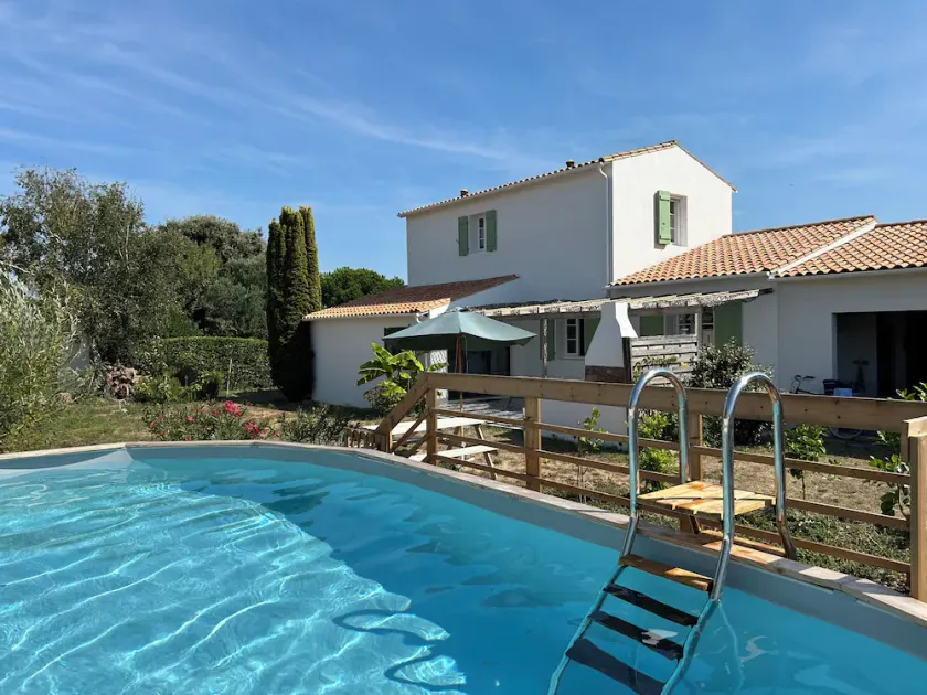 Villa+piscine privée 4 étoiles à l'ILE DE RE, SAINTE MARIE LA NOUE wifi Parking  - Image 1